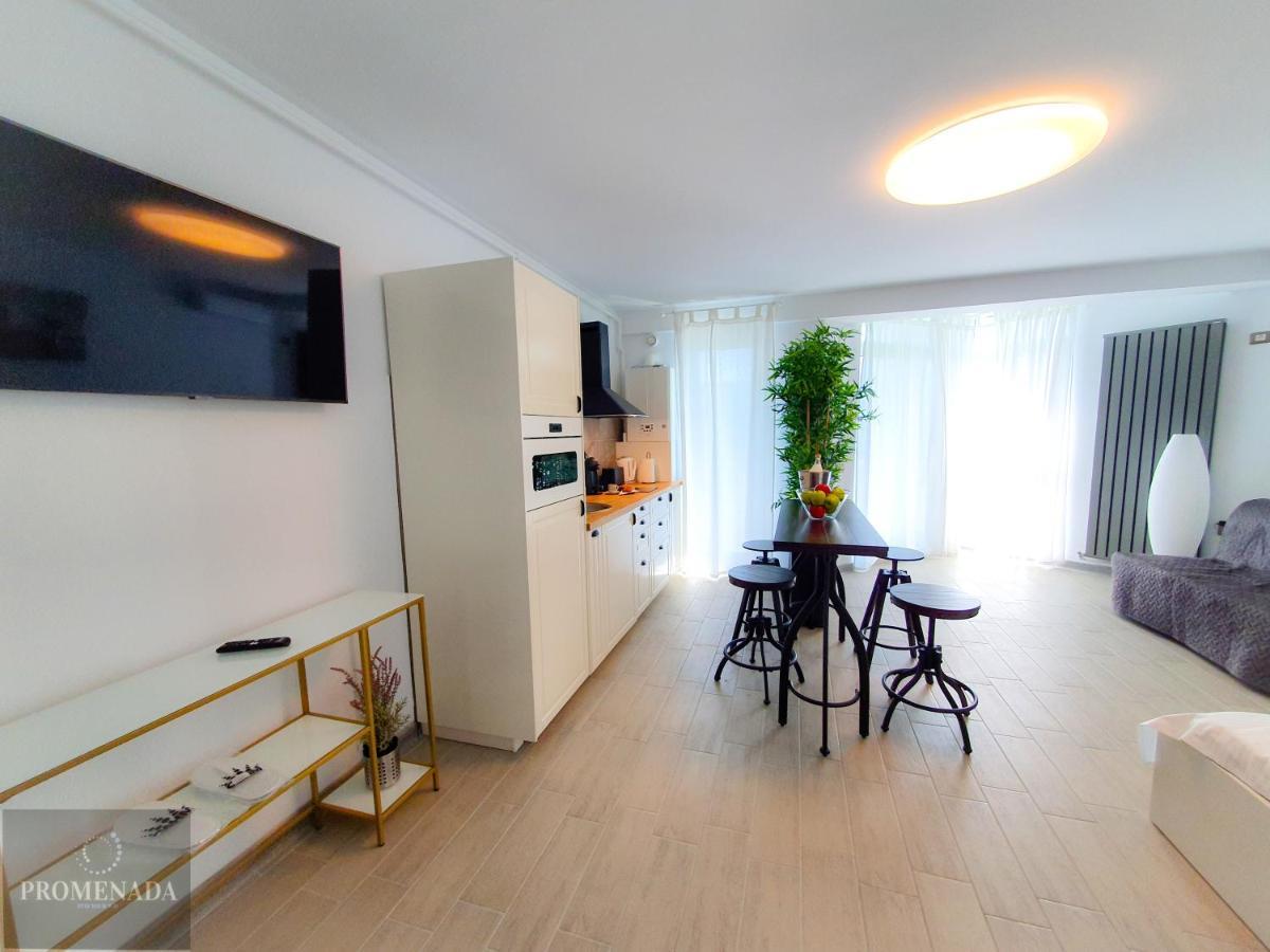 Coral Aparthotel Pool & Spa Mamaia Nord Нэводари Экстерьер фото