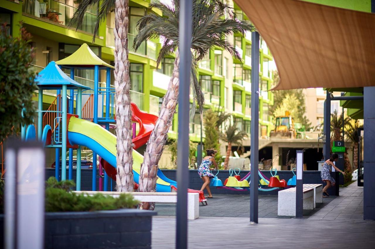 Coral Aparthotel Pool & Spa Mamaia Nord Нэводари Экстерьер фото